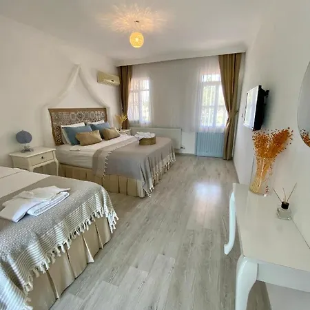 Alasonya Otel Alacati By La Mira Hotel